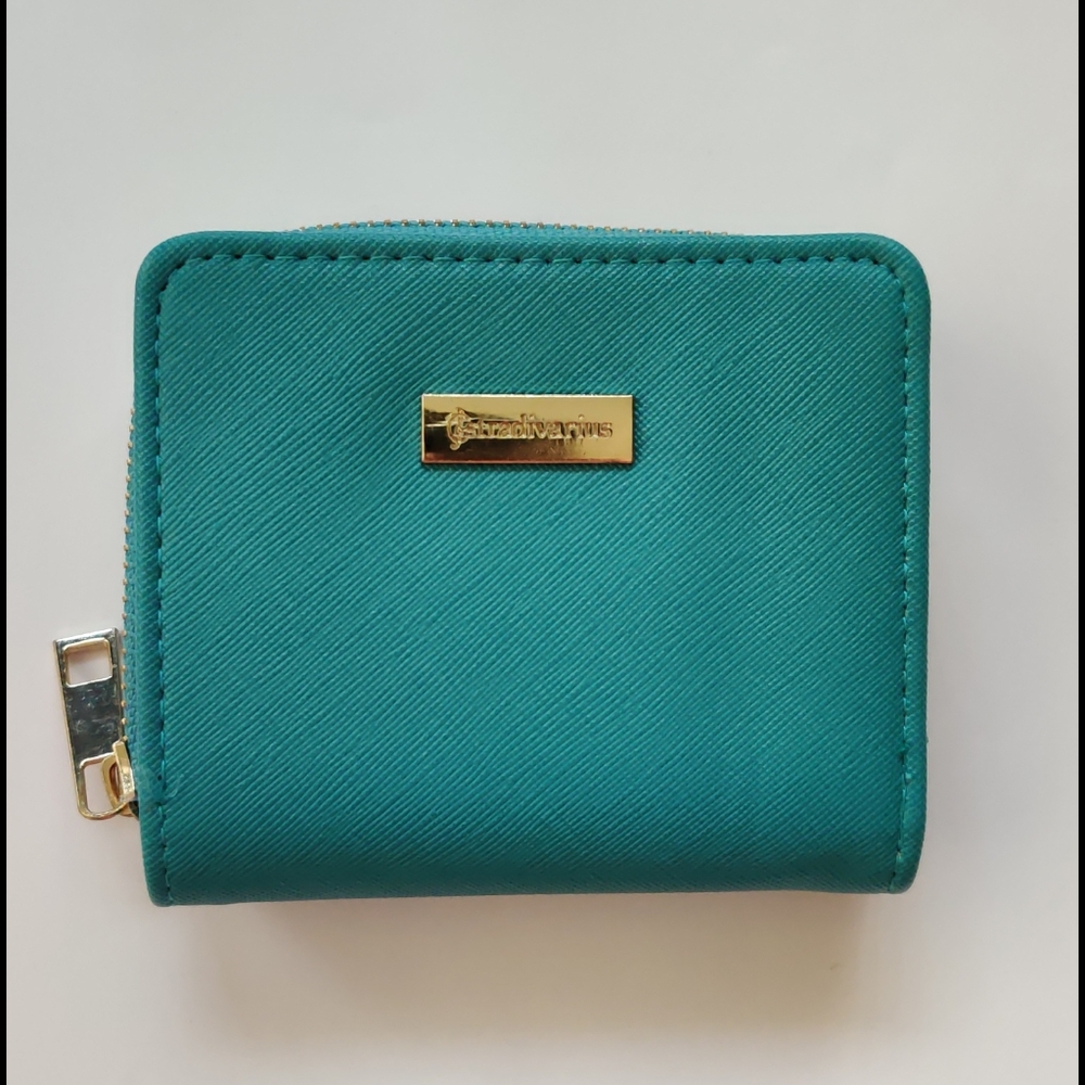 Stradivarius Wallet with Clasp Enclosure